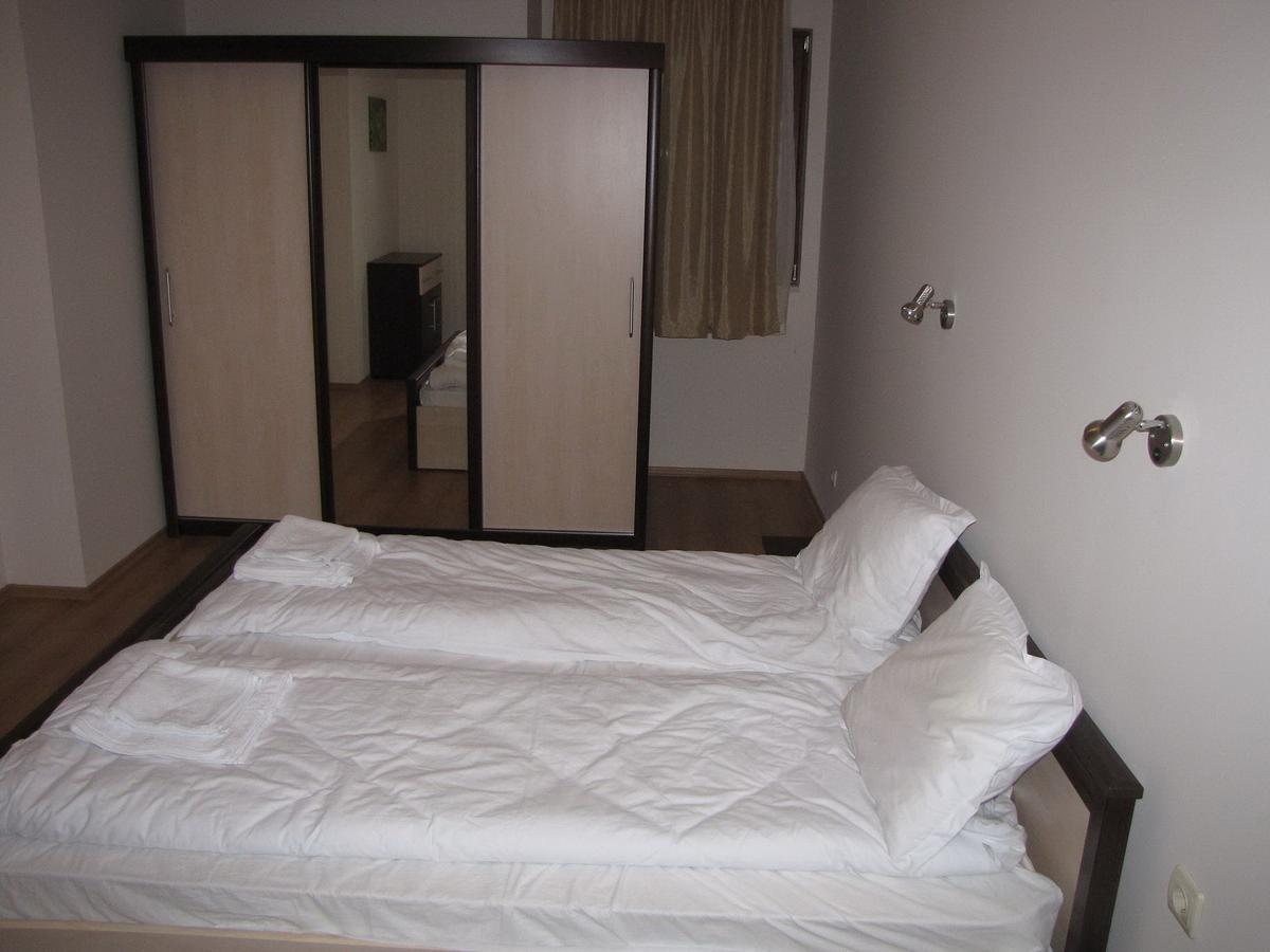 Edelweiss Inn Aparthotel Bansko Exterior photo